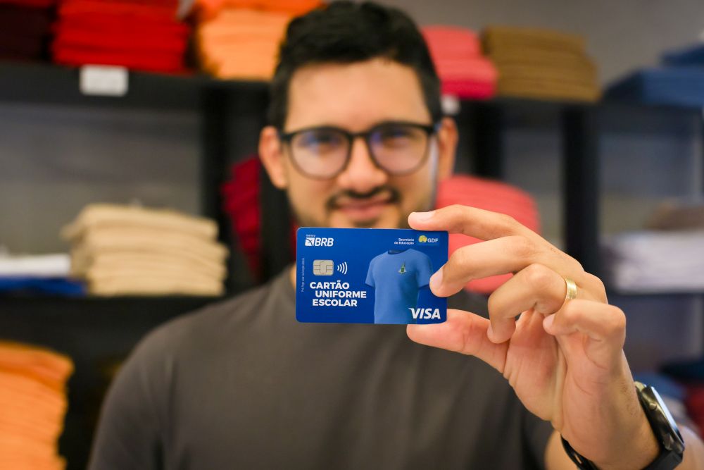 Veja o novo cronograma de entregas do Cartão Uniforme Escolar