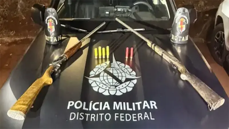 PMDF APREENDE ARMAS DE FOGO E MUNIÇÕES EM ÁREA DE INVASÃO EM SAMAMBAIA