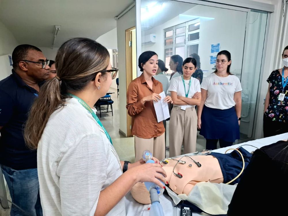 Capacitação reforça preparo de equipes e amplia a segurança no atendimento pediátrico do Hospital de Santa Maria