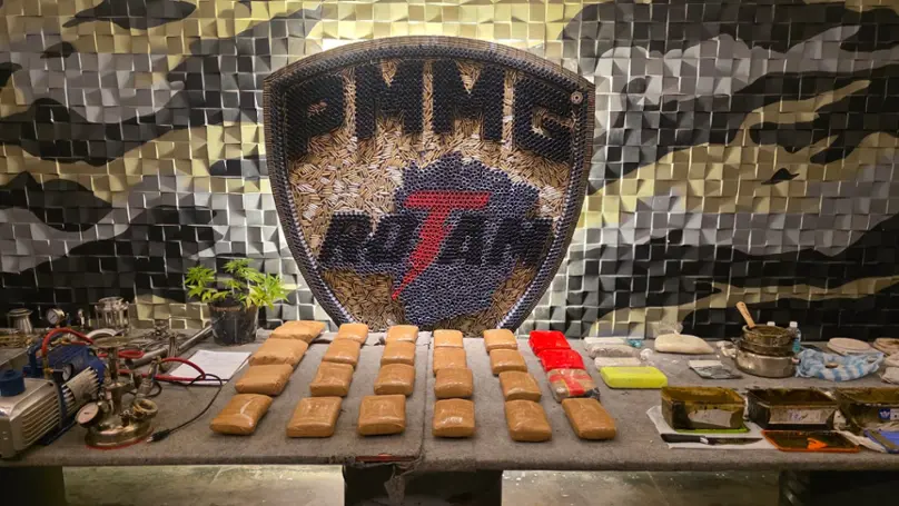 PMMG Vespasiano – Laboratório de refino e preparo de drogas é identificado e quatro suspeitos presos