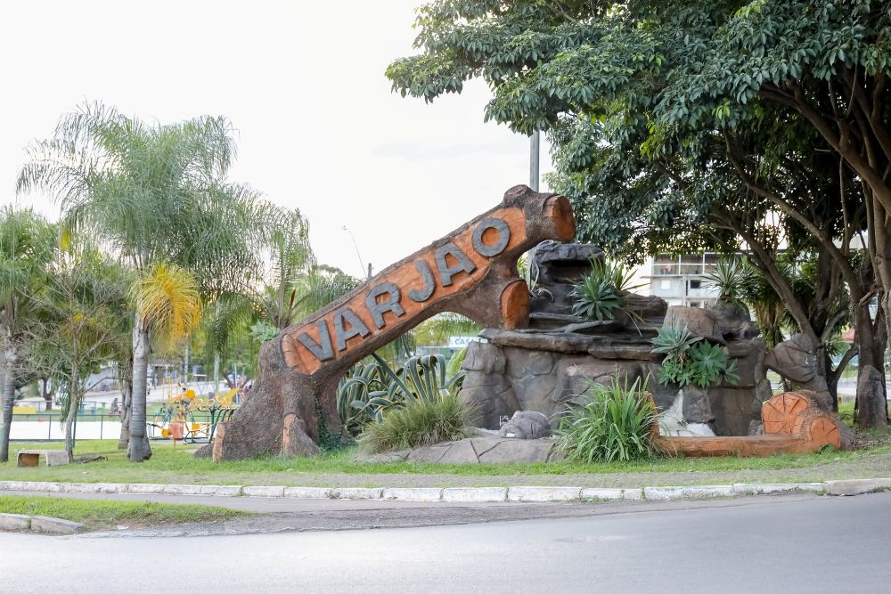 Após décadas de espera, Varjão ganha nova rodoviária e restaurante comunitário com este Governo do Distrito Federal