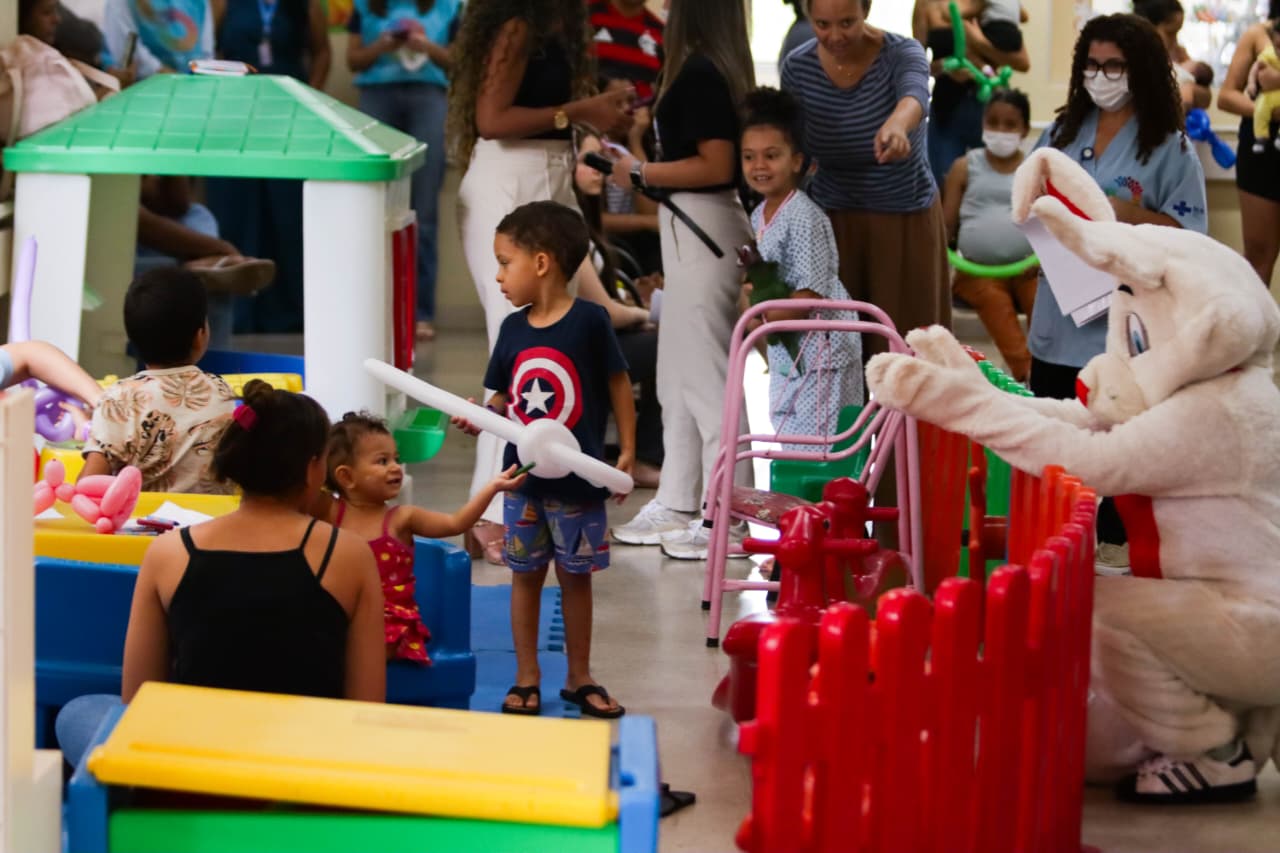 Páscoa muda a rotina de crianças internadas no Hospital de Santa Maria