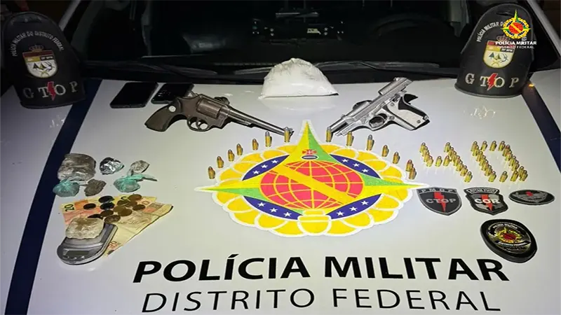 Polícia Militar desarticula ponto de tráfico e apreende armas no Varjão