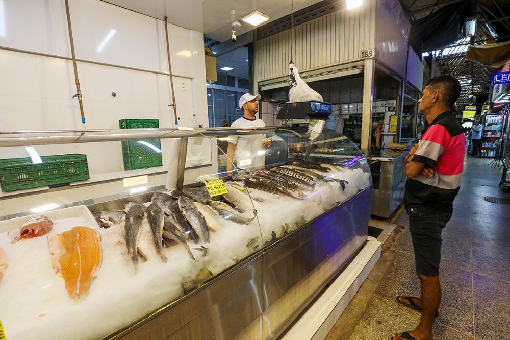 Venda de pescados cresce na Semana Santa e DF reforça fiscalização sanitária