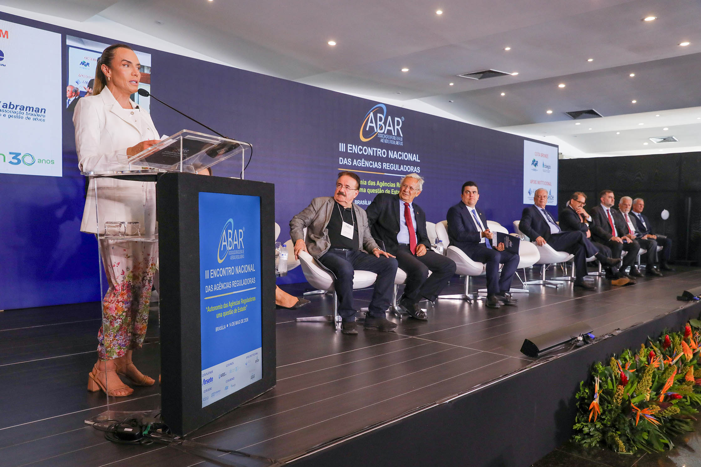 DF destaca liderança em saneamento e reforça papel da regulação em encontro de agências reguladoras