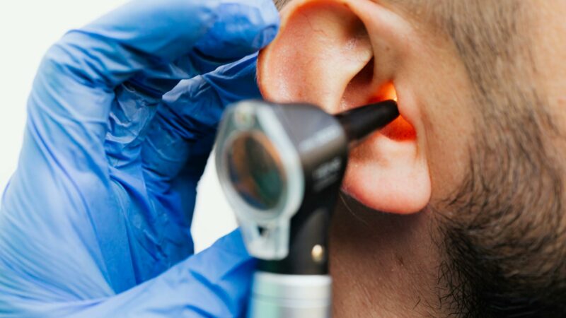 IgesDF abre seleção para médico otorrinolaringologista com salário de R$ 13,3 mil
