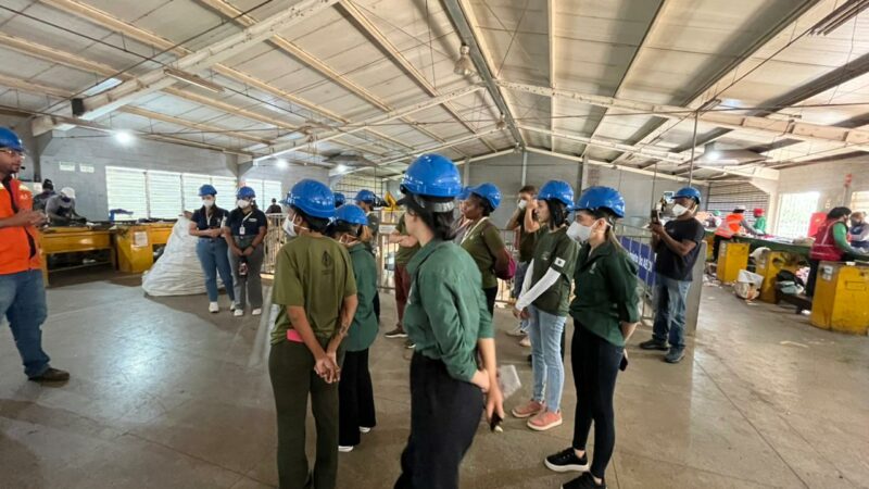 Servidores do GDF participam de capacitação em gestão de lixo