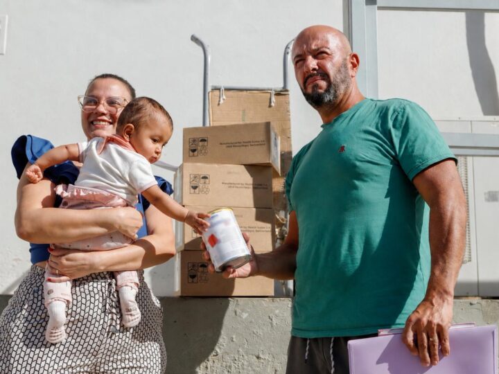 Terapia nutricional provê fórmulas gratuitas para crianças alérgicas ao leite de vaca