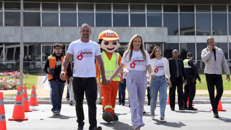 Ação na Praça do Buriti incentiva doação de sangue