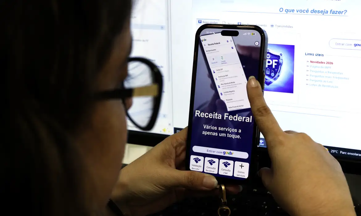 Receita libera 3º lote do IR 2026 para quase 3 milhões