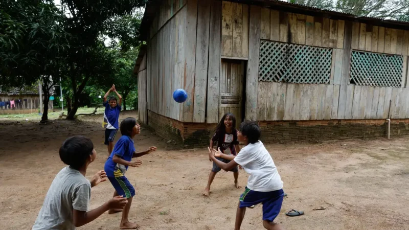 Unicef aponta 333 municípios com maior risco ambiental para crianças no Brasil