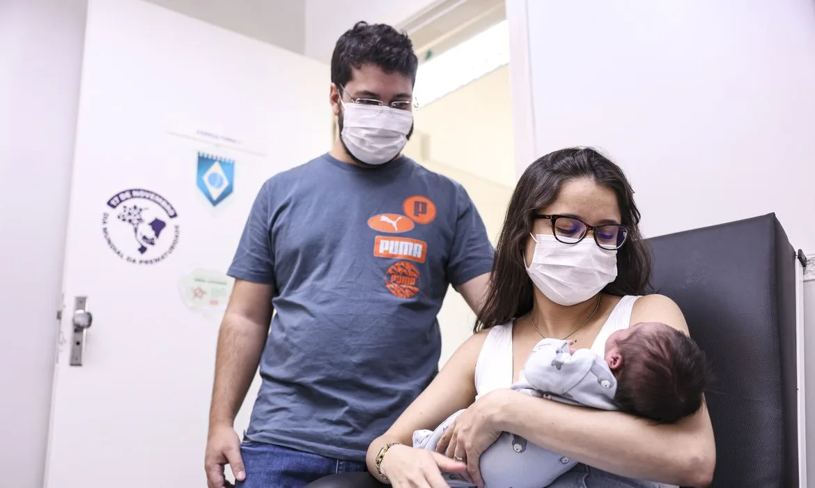 Agosto Dourado alerta sobre importância do aleitamento materno
