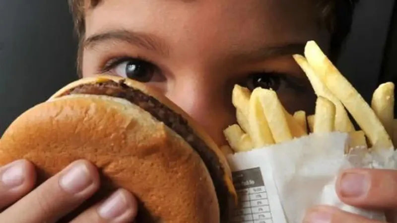 Colesterol: exame deve começar aos 10 anos, alerta cardiologista