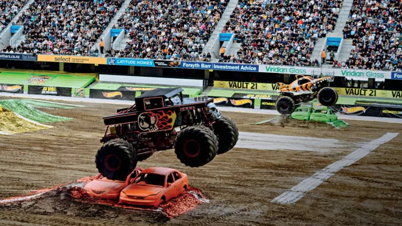 Hot Wheels Monster Trucks Live tem 50 vagas para ambulantes