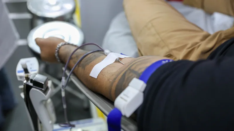 Hemocentro leva unidade móvel à Praça do Relógio nesta quinta