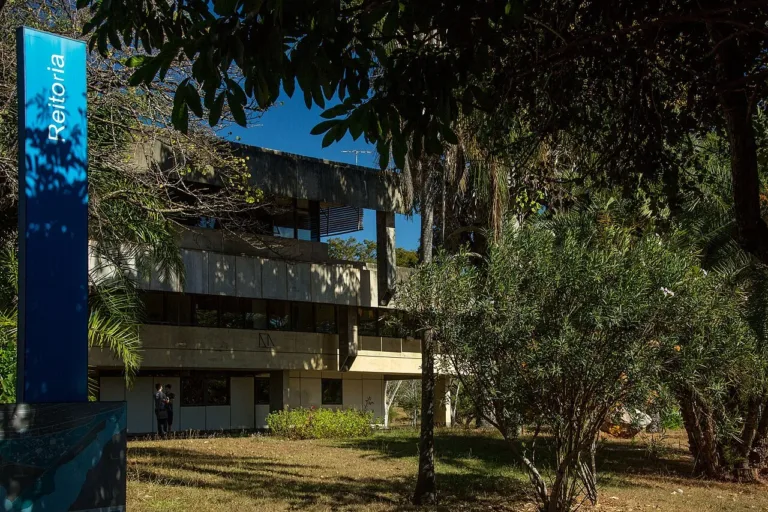 A invenção da UnB: como Darcy Ribeiro, Anísio Teixeira e Niemeyer criaram a universidade da capital
