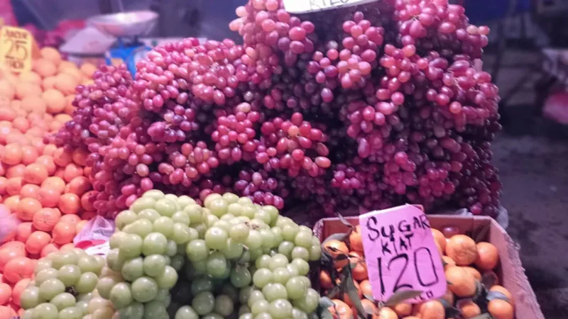 Abacaxi, manga, jabuticaba e mais: as frutas que estão no auge em dezembro