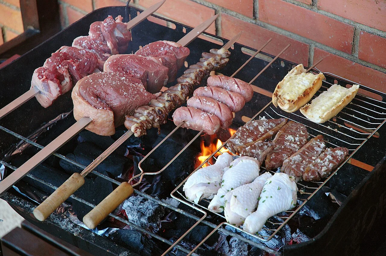 Açougue do Berg aposta em carnes nobres, drinks e clima familiar no Setor de Clubes Sul