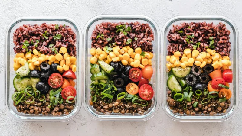 Alimentação saudável: quatro atitudes simples para comer melhor no dia a dia