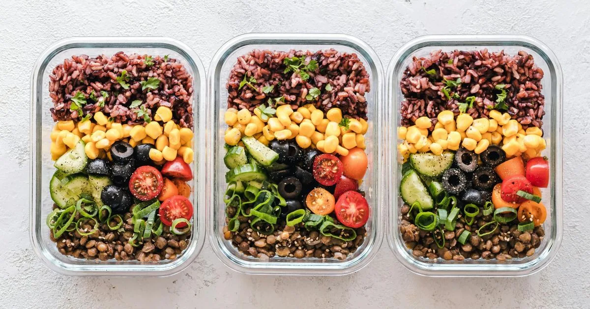 Alimentação saudável: quatro atitudes simples para comer melhor no dia a dia