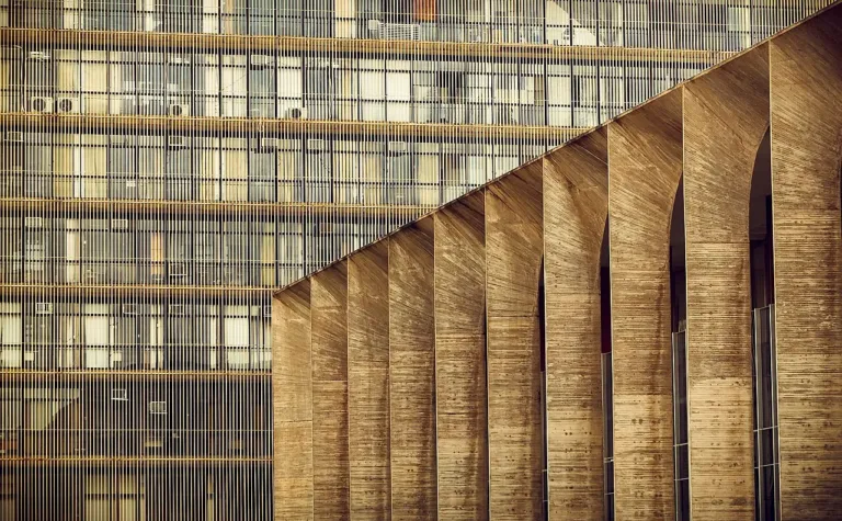 Brasília com Maria propõe roteiros culturais e sensoriais para sentir a arquitetura da capital