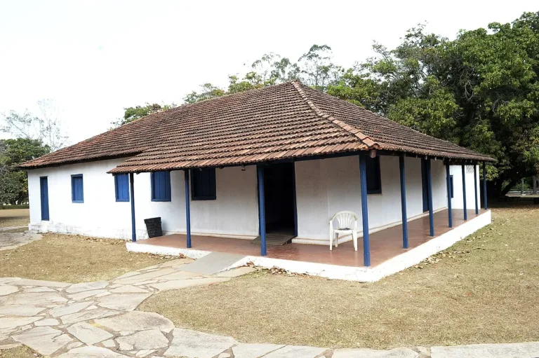 Casa Velha do Gama: sede de fazenda com mais de 150 anos recebeu JK e virou museu