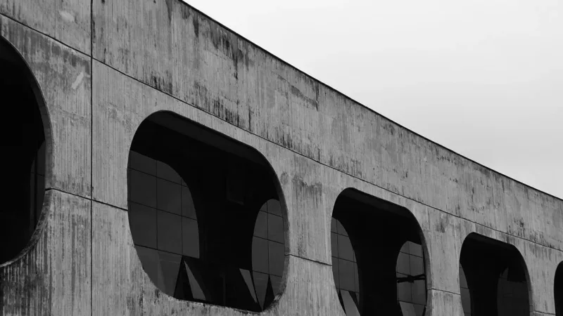 CCBB Brasília ocupa edifício de Niemeyer com teatro, cinema, galerias e jardins
