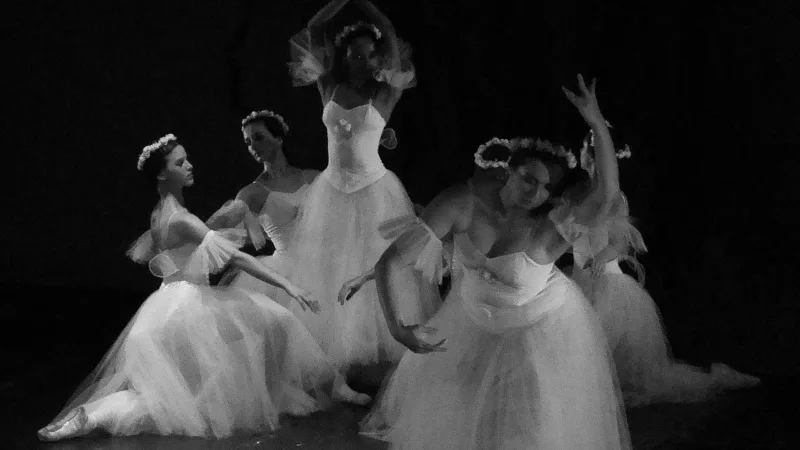 Centro de Dança do DF oferece cursos, oficinas e espetáculos em três turnos