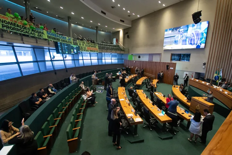 CLDF aprova projeto que prorroga validade de concursos durante períodos de restrição às nomeações