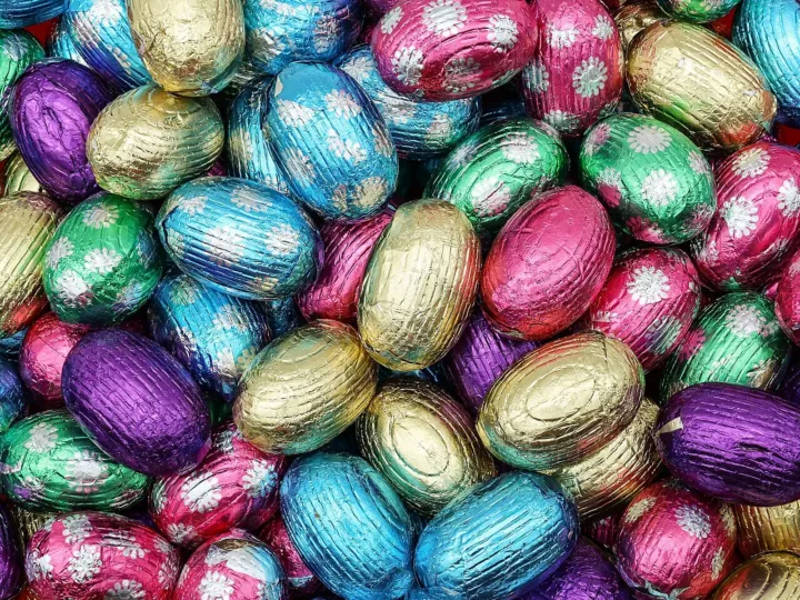 Comeu chocolate demais na Páscoa? Veja como retomar a rotina sem culpa nem radicalismo