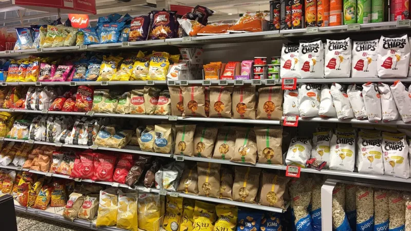 Consumo de ultraprocessados no DF fica acima da média nacional, aponta Vigitel
