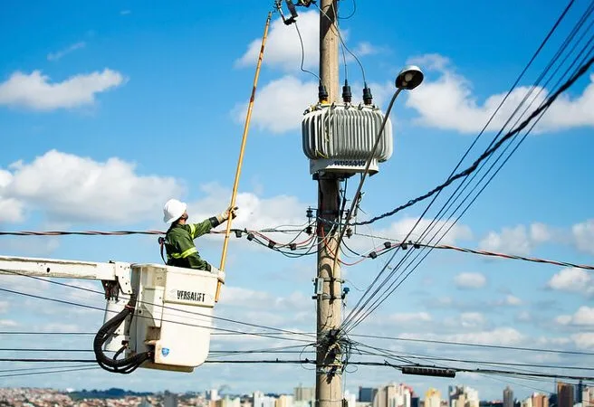 Para obras, desligamento de energia afeta Plano Piloto e SIA nesta terça-feira (22)