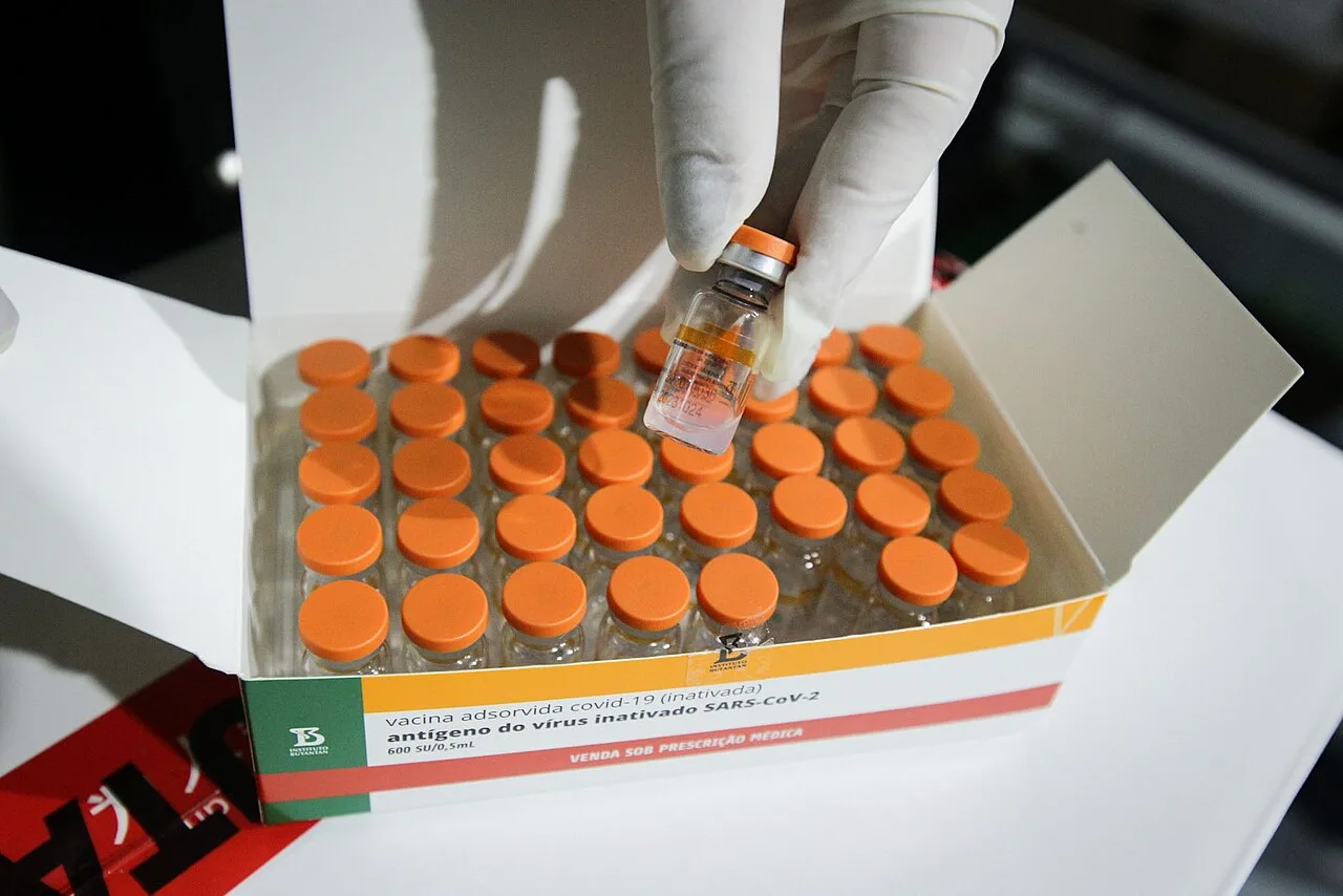 DF amplia Dia D de vacinação para mais de 90 pontos com doses para todas as idades