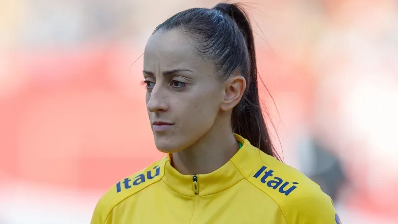 Diagnóstico de Luana, da seleção feminina, chama atenção para o linfoma de Hodgkin; saiba os sinais
