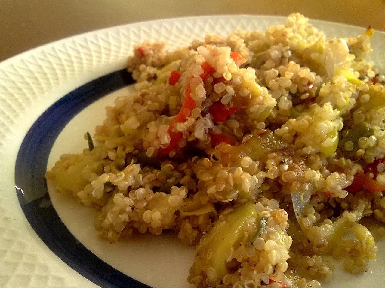 Dieta vegana e vegetariana: revisão aponta benefícios e riscos para o cérebro