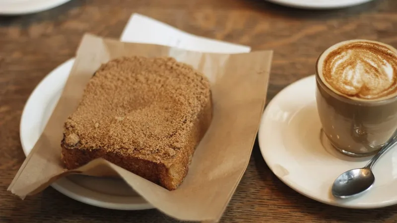 Em Águas Claras, Cafeteria Literal aposta em bolos artesanais e produção 100% própria