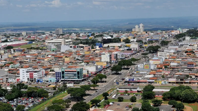 Escola de Ceilândia convive com ratos; Secretaria de Educação faz desratização desde agosto
