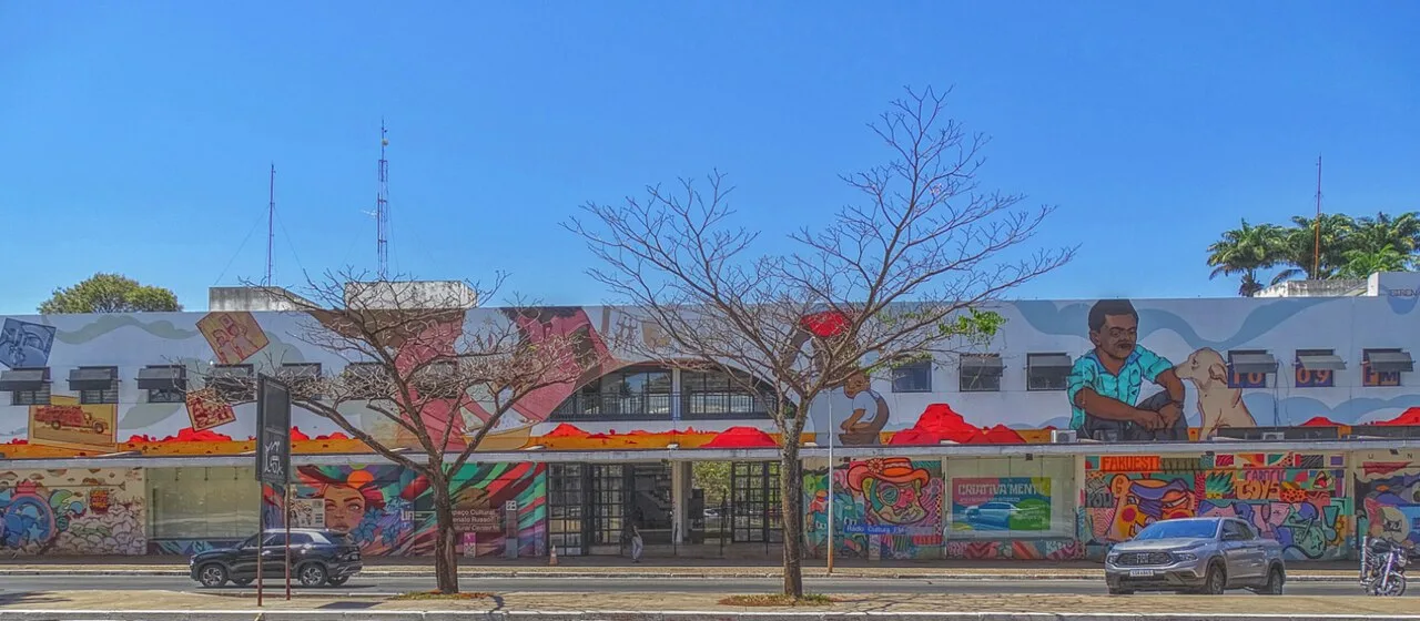 Espaço Cultural Renato Russo, na 508 Sul, tem teatros, galerias e a primeira gibiteca da cidade