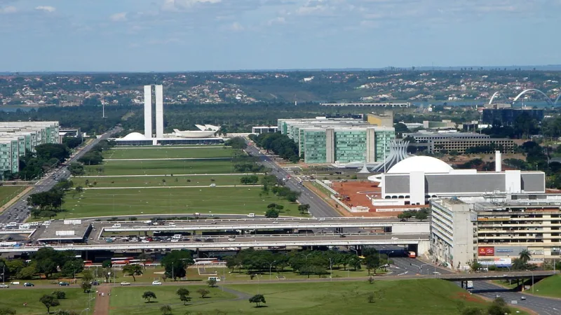 Câmara Legislativa homenageia engenheiros agrônomos em sessão solene