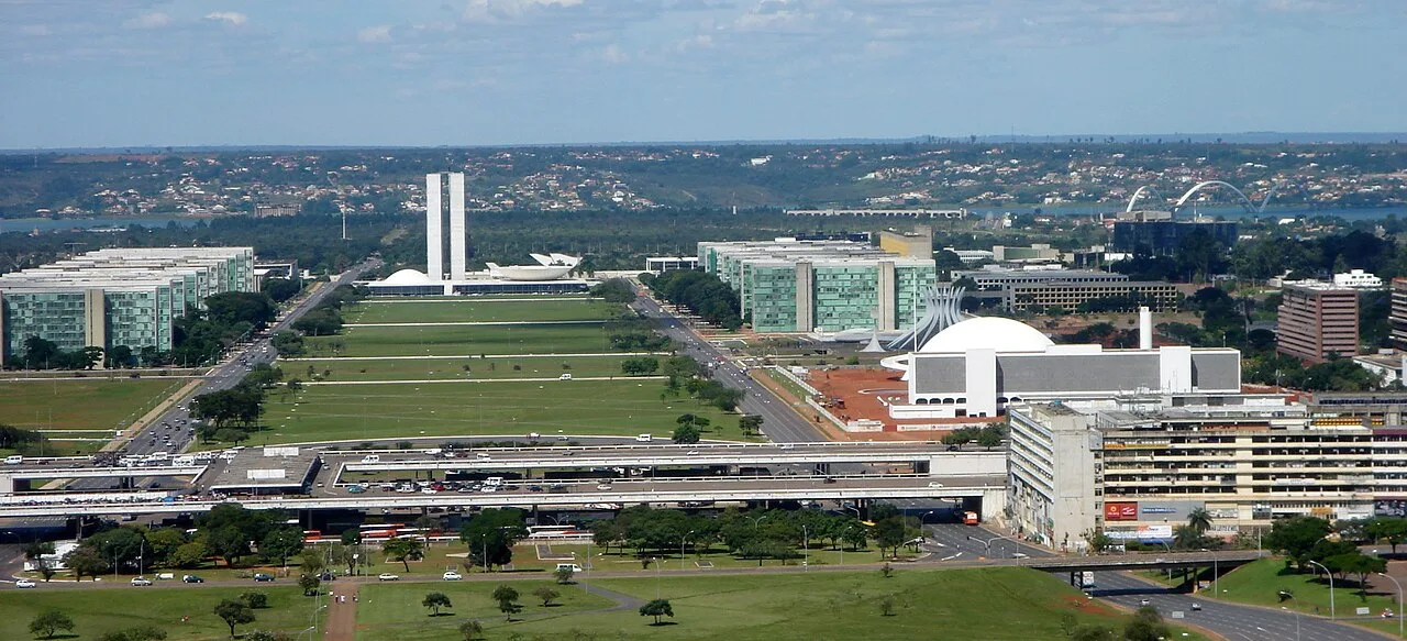Câmara Legislativa homenageia engenheiros agrônomos em sessão solene