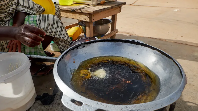 Estudos ligam uso excessivo de óleos vegetais refinados a maior risco de câncer
