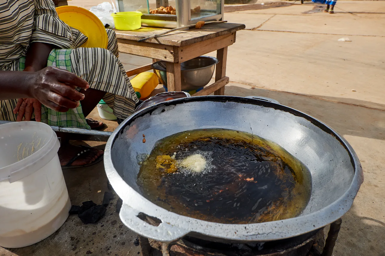 Estudos ligam uso excessivo de óleos vegetais refinados a maior risco de câncer