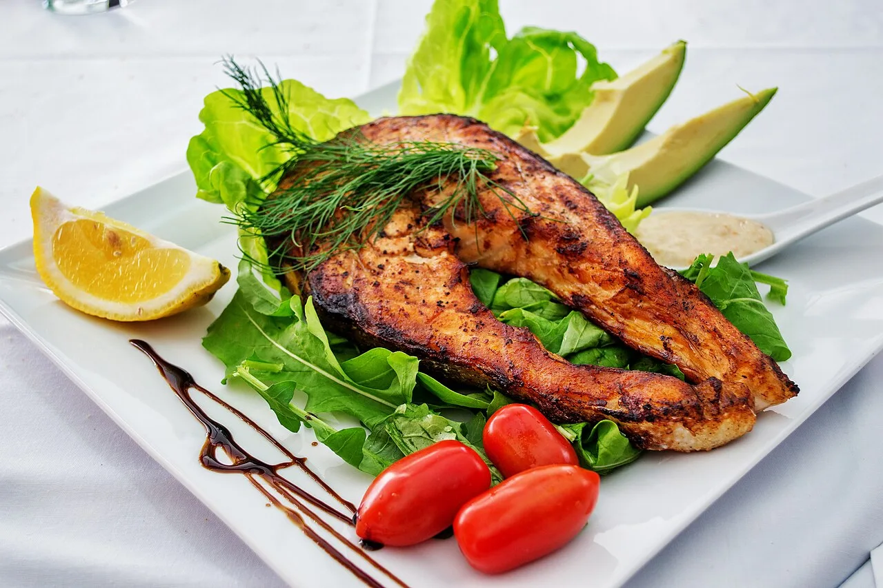 Fibromialgia: o que incluir e o que evitar na alimentação para aliviar os sintomas