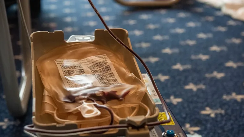 Frio, férias e gripes derrubam estoques: Junho Vermelho reforça o apelo pela doação de sangue