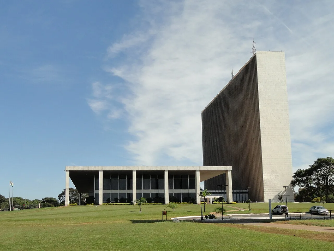 GDF Saúde tem reajuste: mensalidade de titulares passa a variar de R$ 535 a R$ 1.430