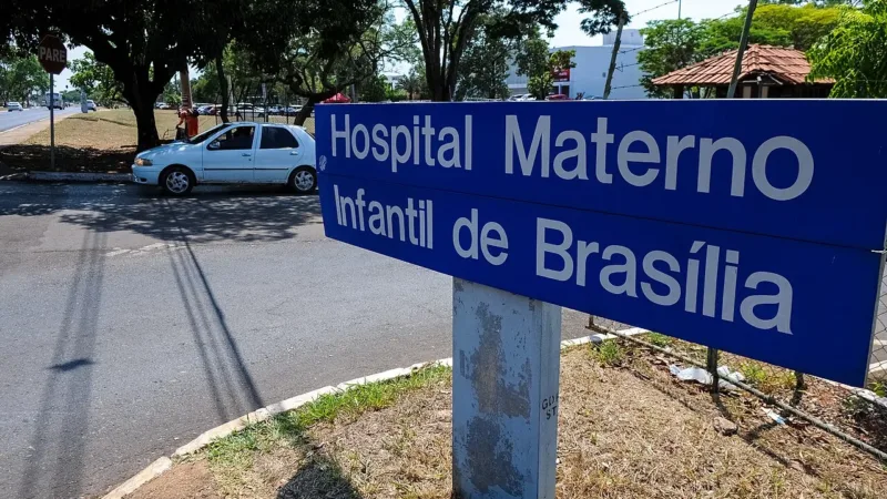 Greve dos médicos da rede pública do DF expõe impasse com o governo
