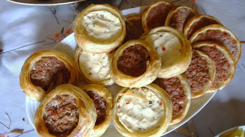 Manzil Cozinha Árabe atende na 411 Norte com proposta de comida feita com afeto