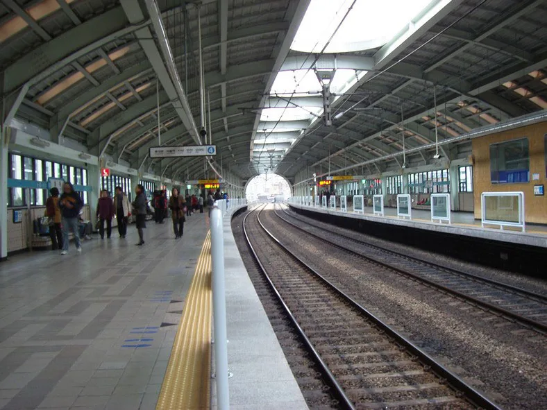 Justiça converte em preventiva a prisão de homem que atacou adolescente no metrô de Ceilândia