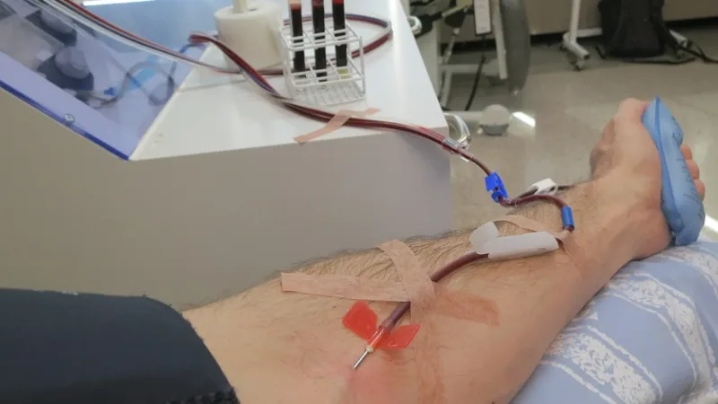 Nova lei do DF coloca doadores regulares de sangue entre prioritários nas campanhas de vacinação