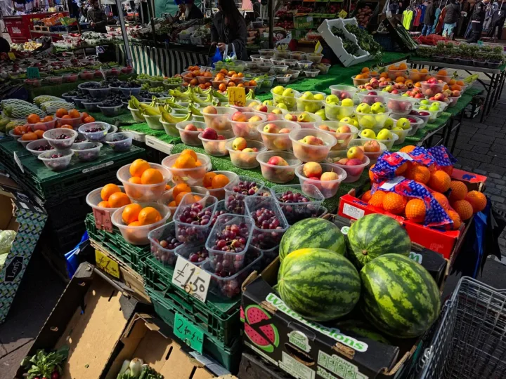 Novas diretrizes alimentares dos EUA trocam regras rígidas por foco na qualidade da comida